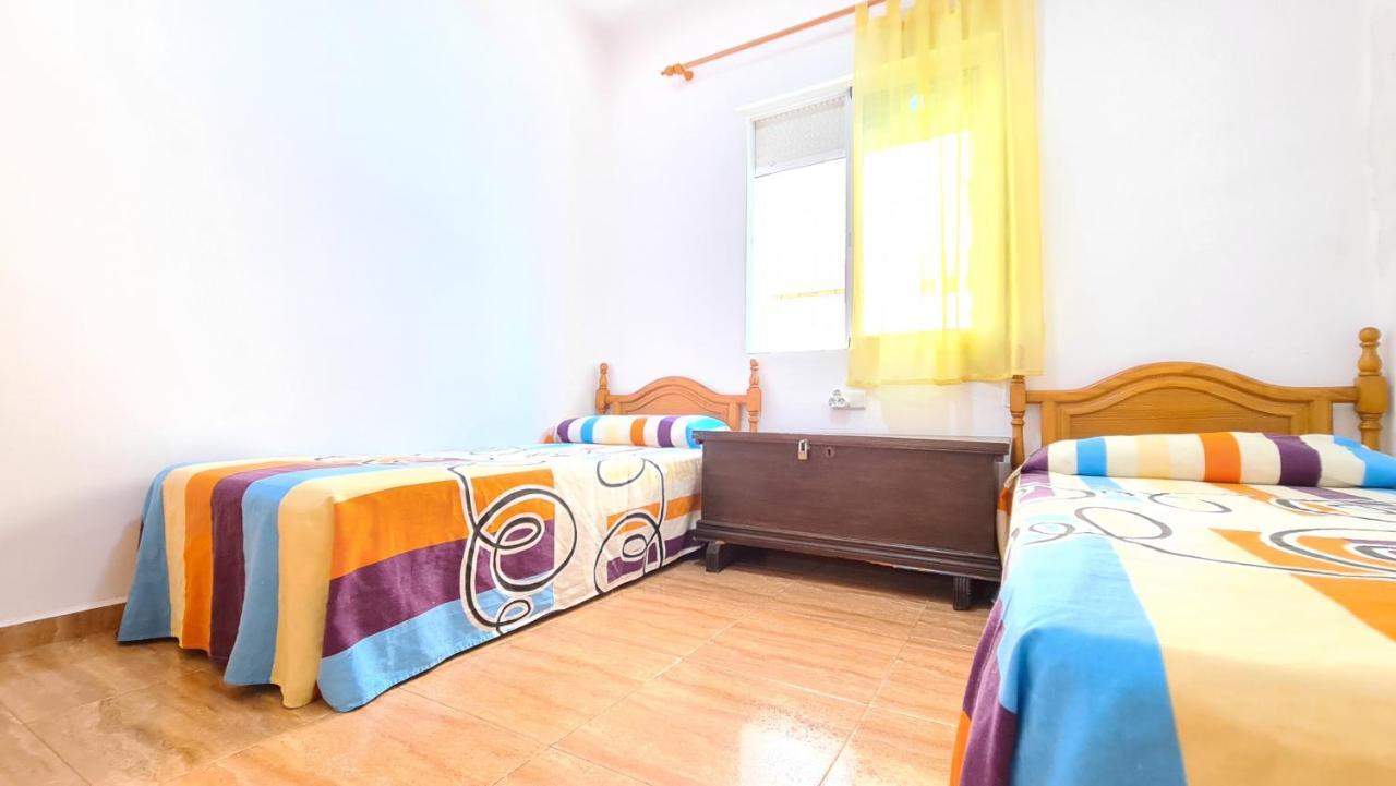 Bonanza - 40 Metros De La Playa! Apartment Гандия Екстериор снимка