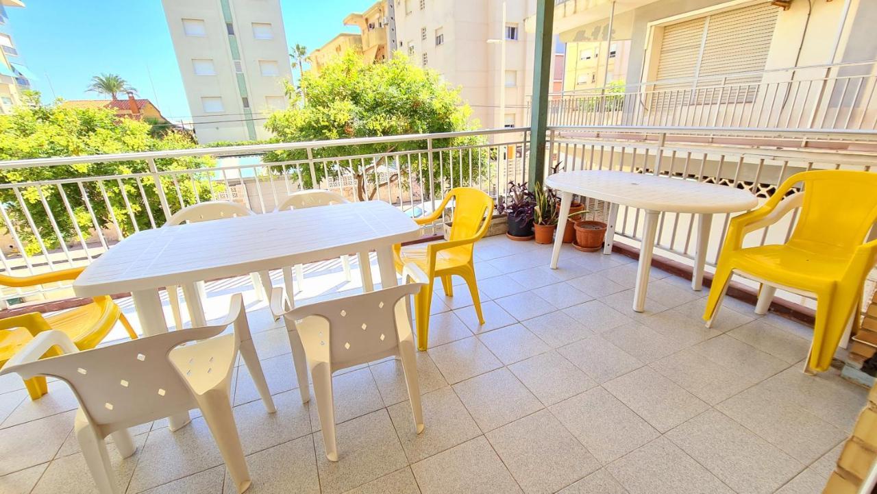 Bonanza - 40 Metros De La Playa! Apartment Гандия Екстериор снимка